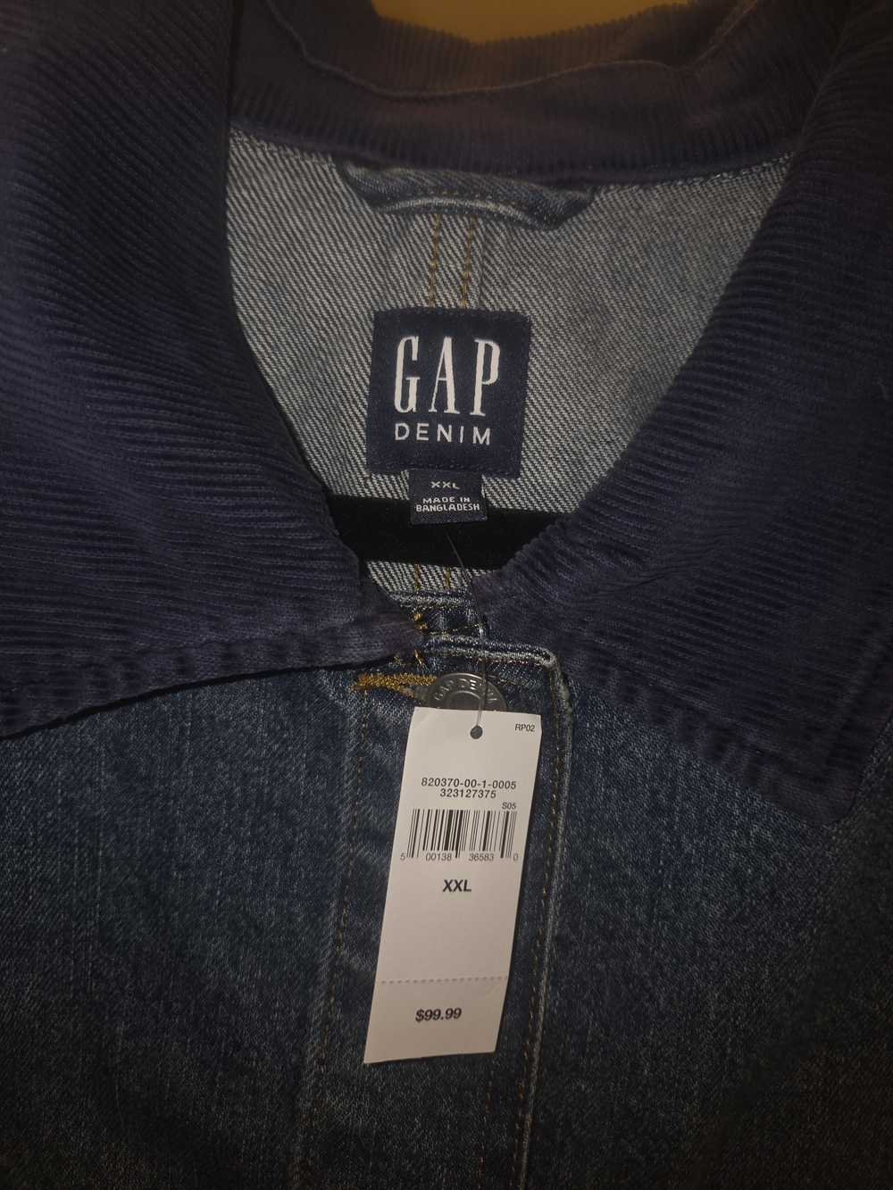 GAP Two-Tone Blue Denim Chore Jacket with Dark Collar - Picture 4 of 6